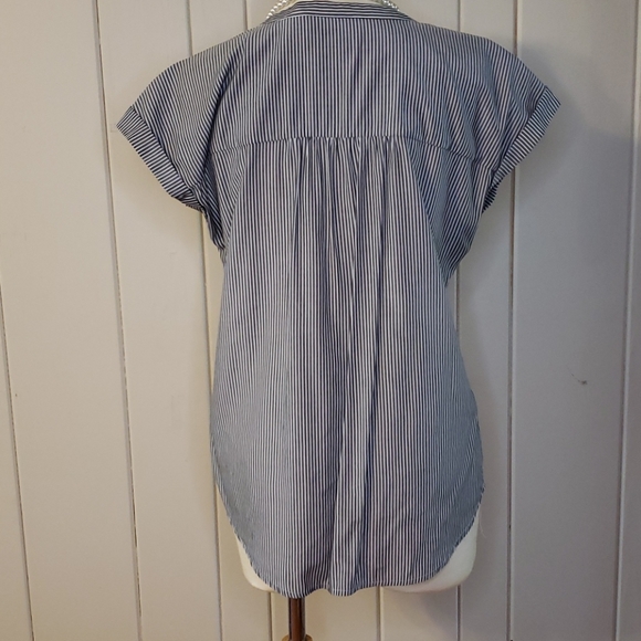 Apt 9 short sleeve top - Picture 3 of 7